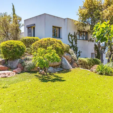 Cala Rossa Di Villa *