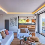 Cala Rossa Di Вилла Леччи