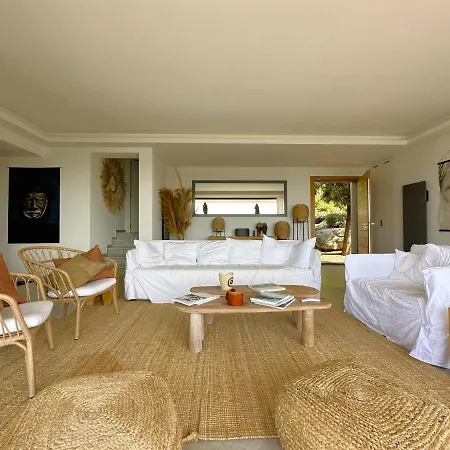 Villa Cala Rossa Lecci