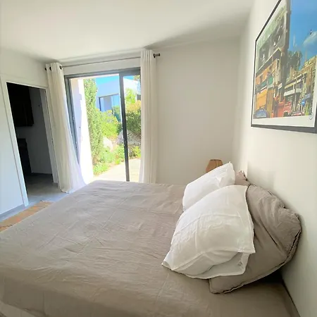 Villa Cala Rossa Lecci